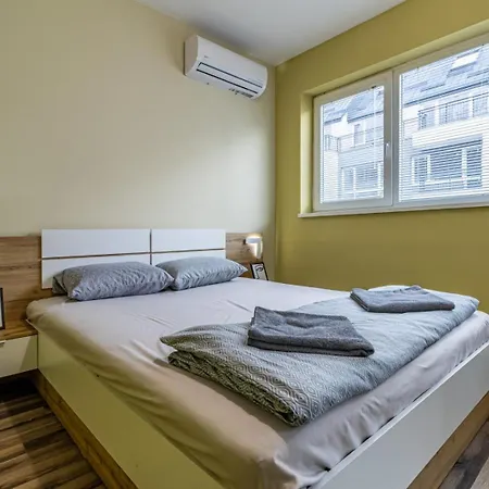 Ishirkov One Bedroom סופיה
